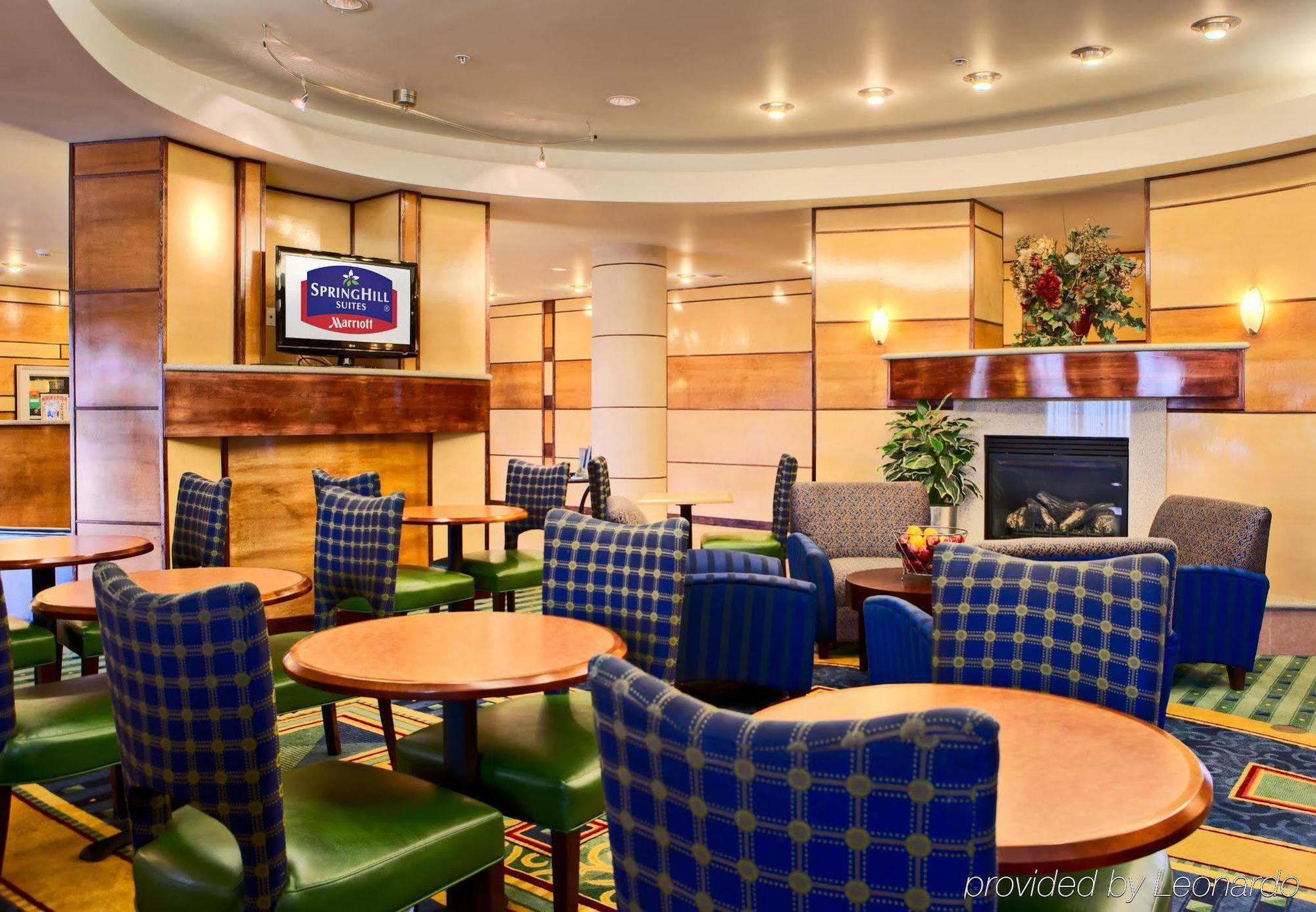 Hotel Springhill By Marriott 3*